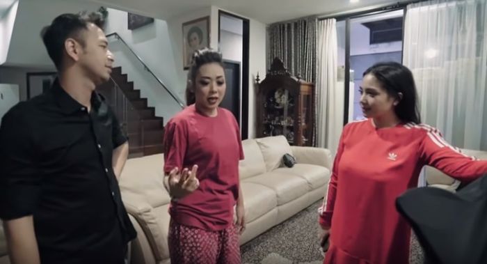 'Modal Dada Besar Doang', Soimah Bongkar Identitas Model Seksi yang