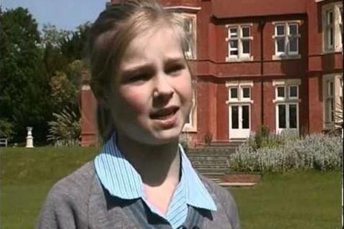 Tilly Smith, gadis yang berhasil menyelamatkan 100 nyawa dari tsunami.
