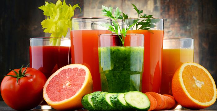 Jus buah, apa pun buahnya, bisa redakan rasa pedas di mulut dengan cepat.
