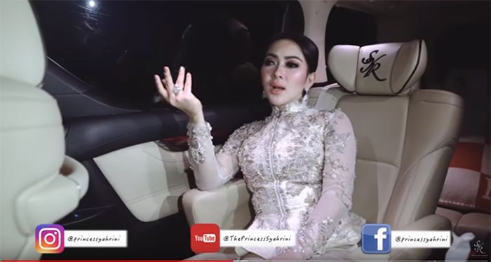 Syahrini menceritakan pengalaman liburannya ke Iceland