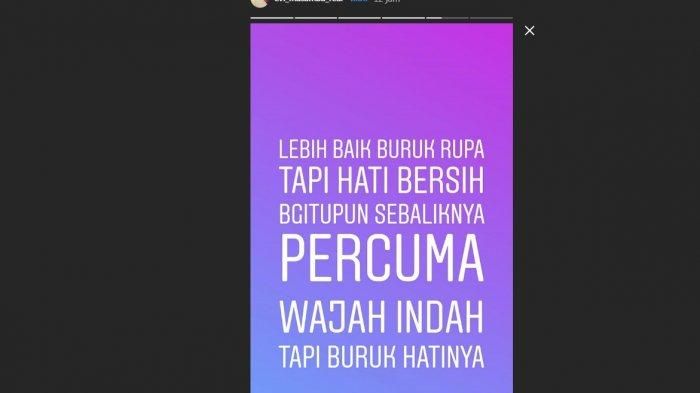 Unggahan kegalauan Evi Masamba di Instagram.