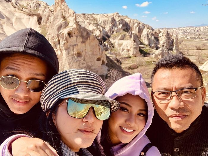Keluarga Hermansyah berlibur ke Turki