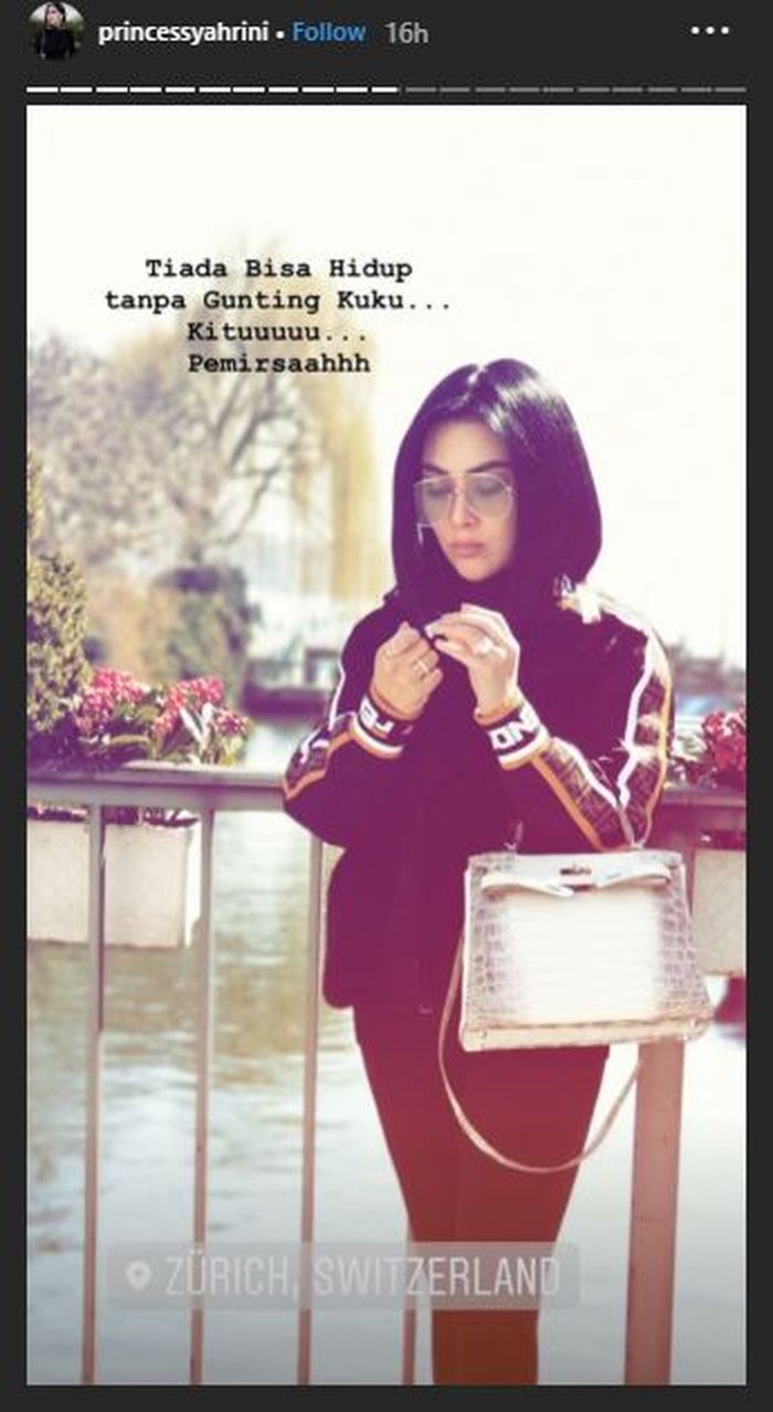 Syahrini tenteng tas mewah dan langka seharag Rp 2,8 miliar saat liburan di Swiss