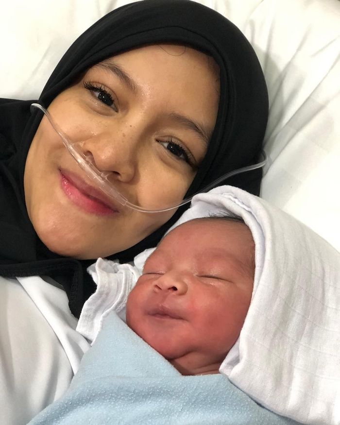Intan Nuraini melahirkan anak ketiganya, pada Sabtu (23/3/2019) kemarin.