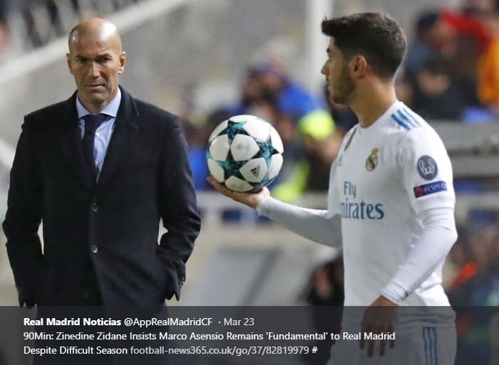 Pelatih Real Madrid, Zinedine Zidane bersama Marco Asensio