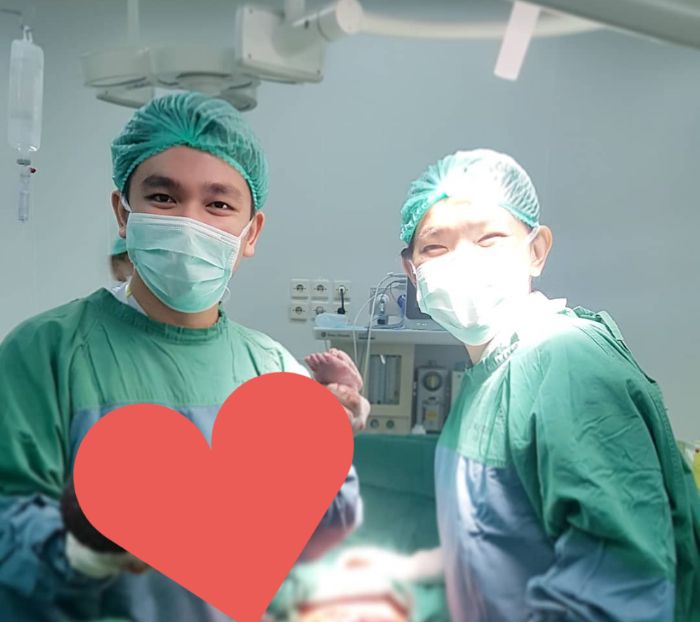 Ervan Surya sempat bekerja di Kalimantan Timur sebelum melanjutkan program residen.