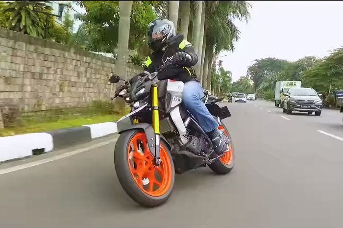 Yamaha MT-15 raih gelar Bike of The Year di OTOMOTIF Award 2019