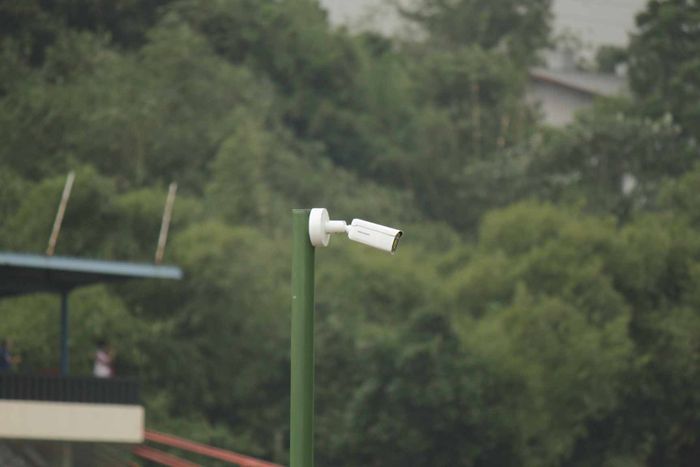 Ada 10 kamera CCTV yang tersebar di seluruh titik sirkuit