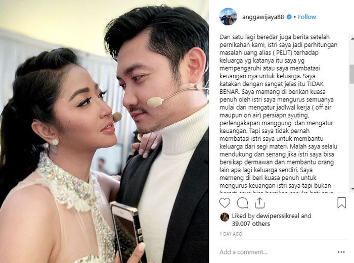 Curahan hati suami Dewi Perssik, Angga Wijaya soal isu tentang istrinya yang disebut pelit terhadap keluarga.