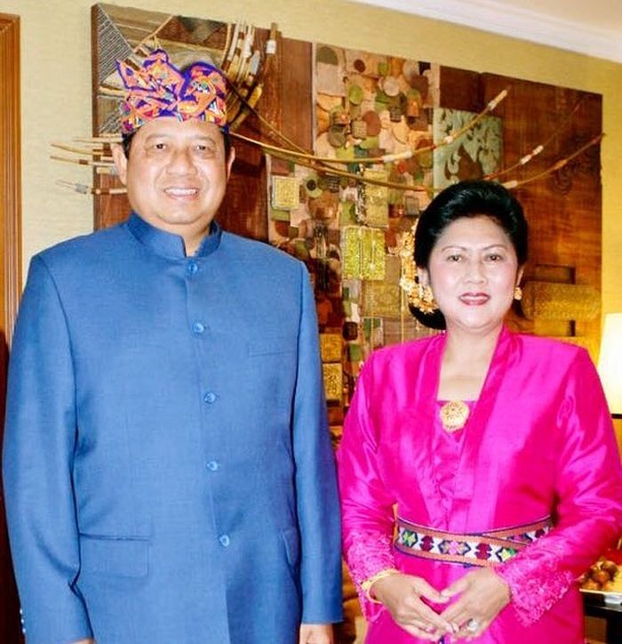 Kebaya Ibu Ani Yudhoyono
