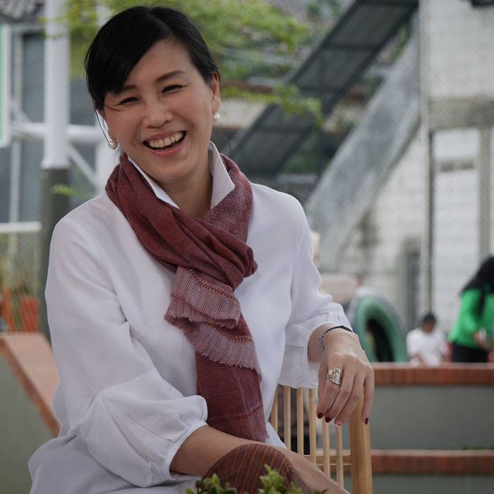 Gaya makeup simpel Veronica Tan, mantan istri Ahok