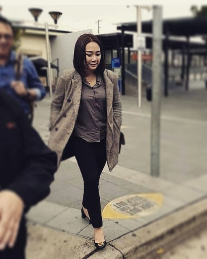 Tampilan makeup simpel Puput Nastiti Devi saat berlibur bersama Ahok di Sidney