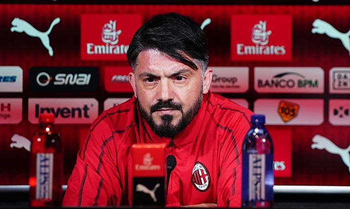 Pelatih AC Milan, Gennaro Gattuso, dalam konferensi pers jelang laga pekan ke-31 Liga Italia versus Juventus pada 6 April 2019 di Stadion Allianz, Turin.