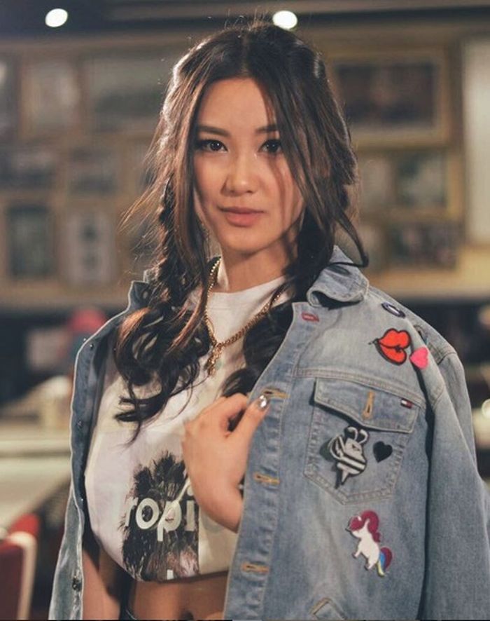 Karen Vendela Hosea, anak konglomerat yang senang bergaya sederhana