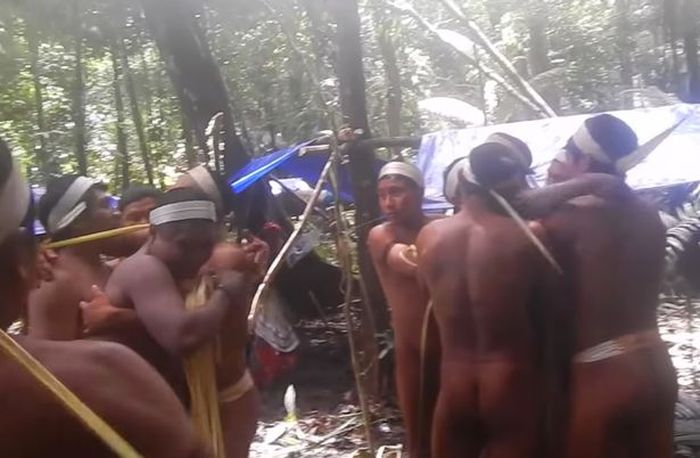 Bagaimana suku Kurobo meluapkan kegembiraanya.