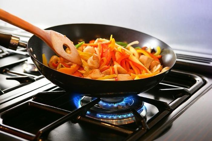 Memanaskan makanan