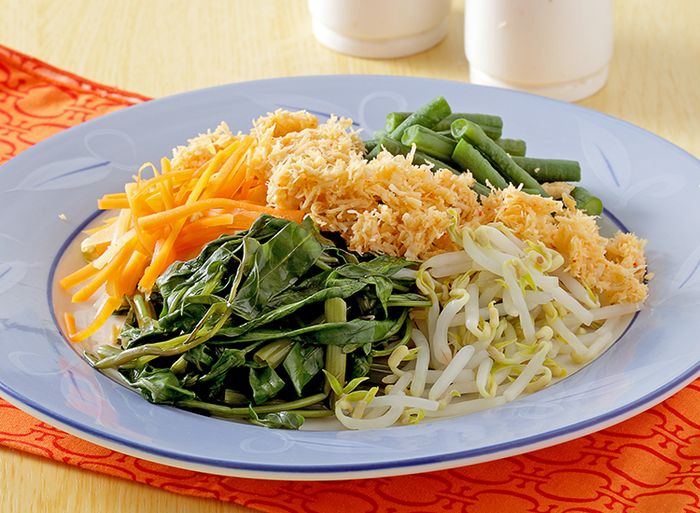 Urap pelengkap nasi tumpeng 17 Agustus.