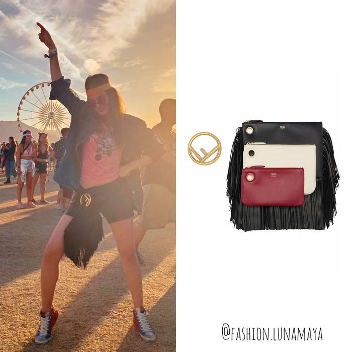 Tas mini rumbai Luna Maya yang dipakai saat di Coachella 2019