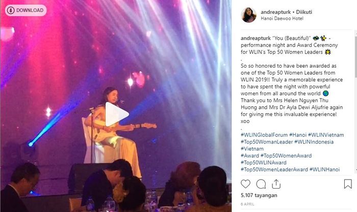 Andrea Turk Dapat Penghargaan di Vietnam 
Instagram @andreaturk