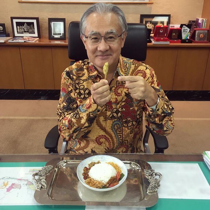 Duta Besar Jepang di Indonesia suka pamer makanan lokal di Instagram