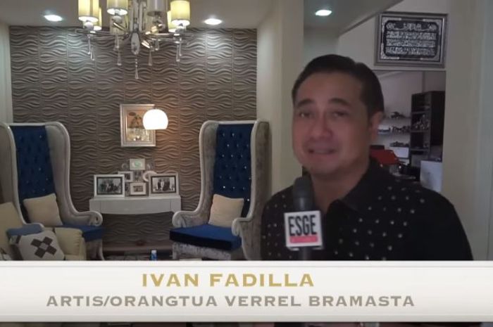 Ruang tengah rumah Ivan Fadilla