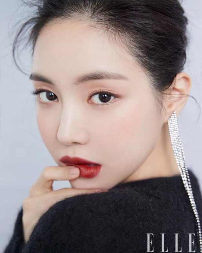 Naeun 'Apink'