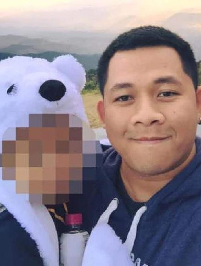Ruecha Tokputza (foto), 31, muncul di Pengadilan Distrik pada hari Rabu setelah mengaku bersalah atas 51 tuduhan terhadap 13 bayi dan anak laki-laki selama lebih dari enam tahun.