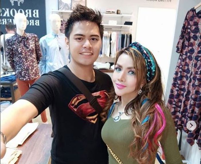 Barbie Kumalasari  blak-blakan frekuensi hubungan intim dengan <a href='https://lampung.tribunnews.com/tag/galih-ginanjar' title='Galih Ginanjar'>Galih Ginanjar</a>, bisa 8 kali sehari 