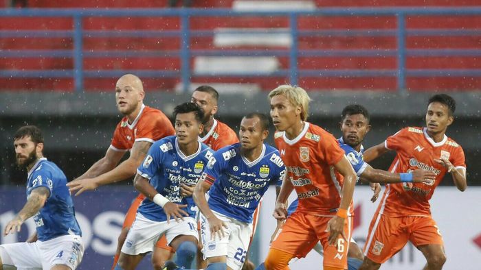 Laga Borneo FC vs Persib Bandung di leg pertama babak 8 besar Piala Indonesia 2018.