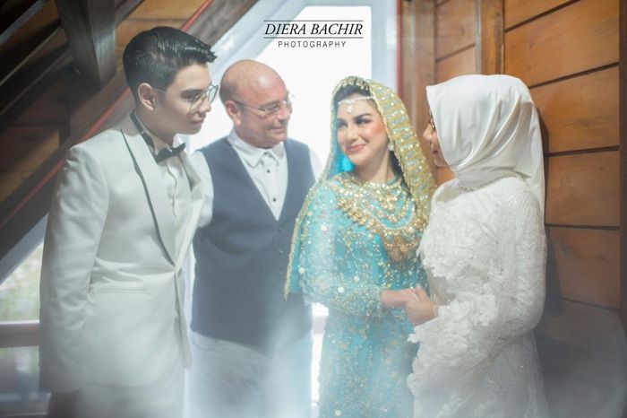 Kebahagiaan Sean Ivan dan keluarganya jelang pernikahan Irish Bella.