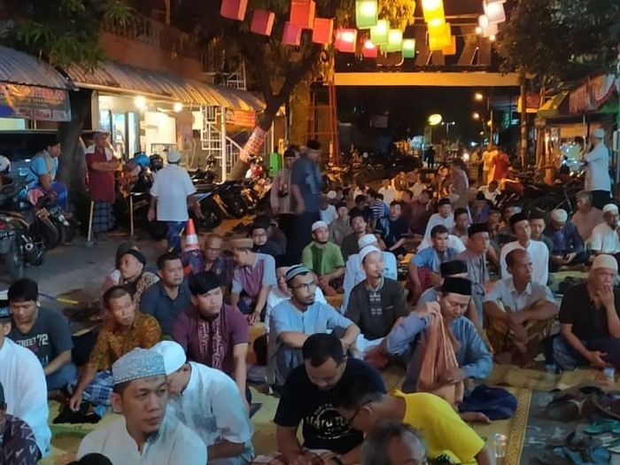 Jamaah masjid Jogokariyan.