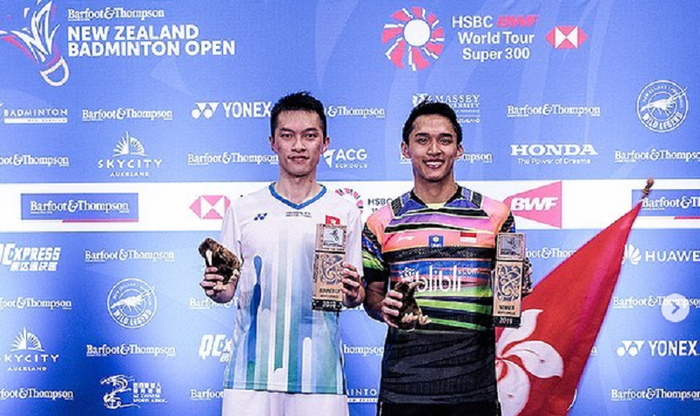 Jonatan Christie dan Ng Ka Long Angus (Hong Kong) saat berada di podium New Zealand Open 2019, di Eventfinda Stadium, Auckland, Selandia Baru, Minggu (5/5/2019).