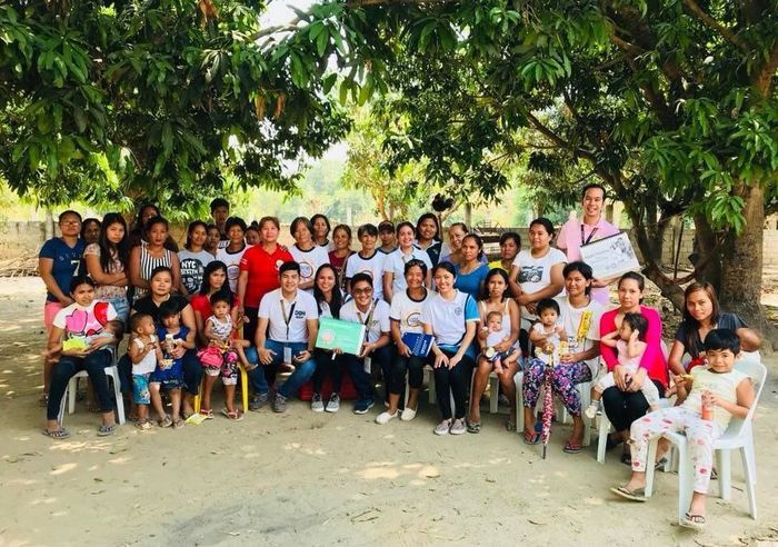 Warga di Binaloan, Provinsi Pangasinan, Filipina dilarang bergosip.