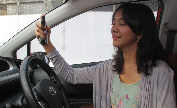 Setting spray untuk makeup tahan lama