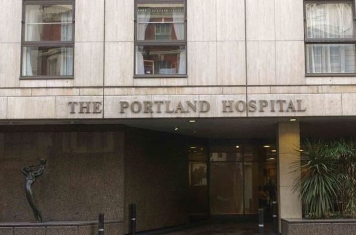 Makanan di Portland semuanya dikirim dengan piring-piring perak.