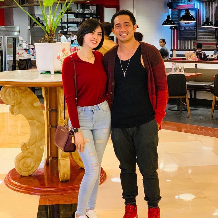 Jarak usia <a href='https://manado.tribunnews.com/tag/arfita-dwi-putri' title='Arfita Dwi Putri'>Arfita Dwi Putri</a> dan <a href='https://manado.tribunnews.com/tag/yama-carlos' title='Yama Carlos'>Yama Carlos</a> cukup jauh, yakni 12 tahun.