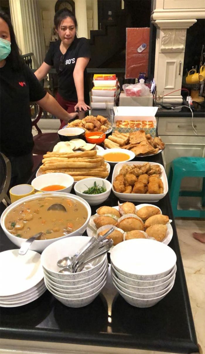 Takjil di rumah Ashanty