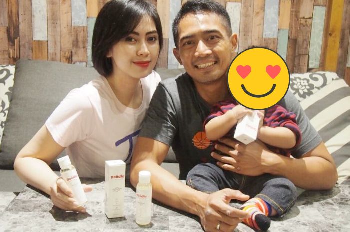Arfita Dwi Putri dan <a href='https://manado.tribunnews.com/tag/yama-carlos' title='Yama Carlos'>Yama Carlos</a> dikaruniai satu orang anak laki-laki.