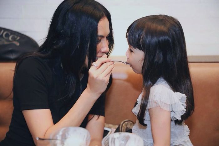 Sophia Latjuba dan <a href='https://pontianak.tribunnews.com/tag/gempi' title='Gempi'>Gempi</a>ta