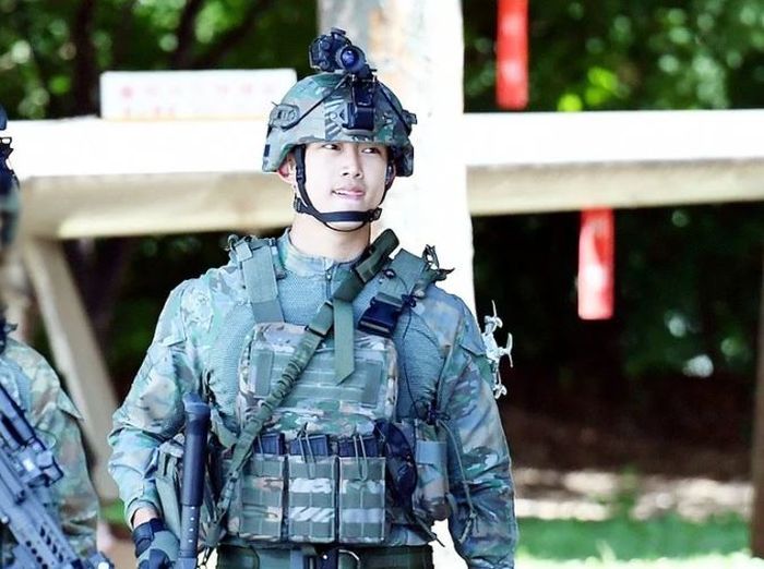 Taecyeon 2PM