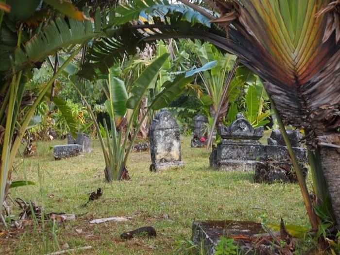 Menguak Sejarah Dibalik Kuburan Bajak Laut di Madagaskar Tribun Travel
