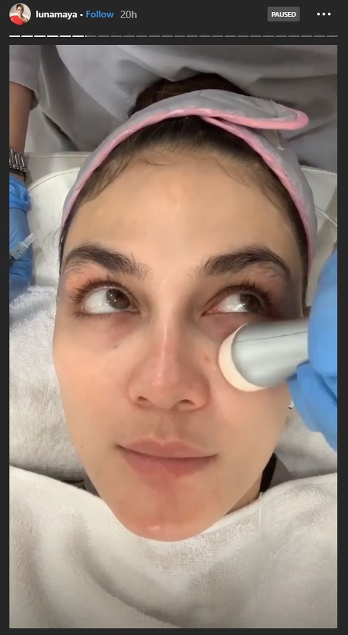 Luna Maya Lakukan Perawatan Wajah