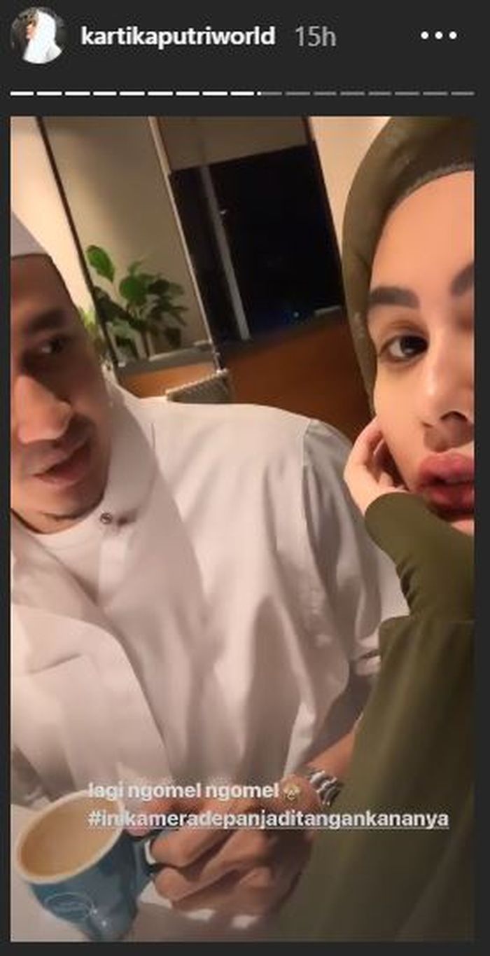 Habib Usman bin Yahya mengomeli Kartika Putri.