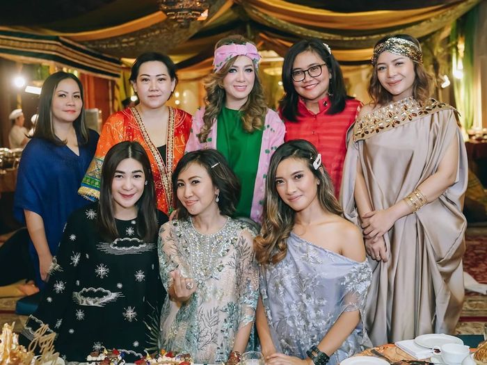 Erin Taulany dan geng sosialita