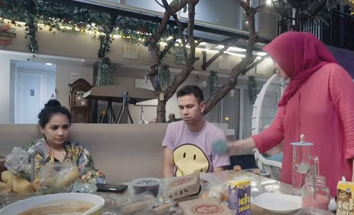 Mama Rieta memarahi <a href='https://pontianak.tribunnews.com/tag/raffi-ahmad' title='Raffi Ahmad'>Raffi Ahmad</a>
