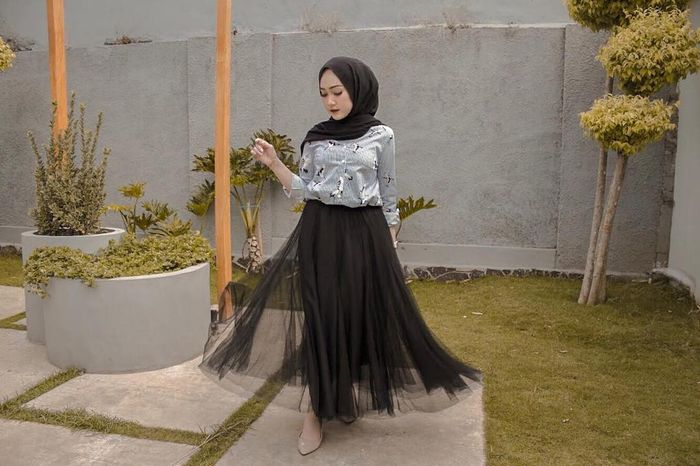 40+ Trend Terbaru Style Rok Tutu Hitam Untuk Kondangan