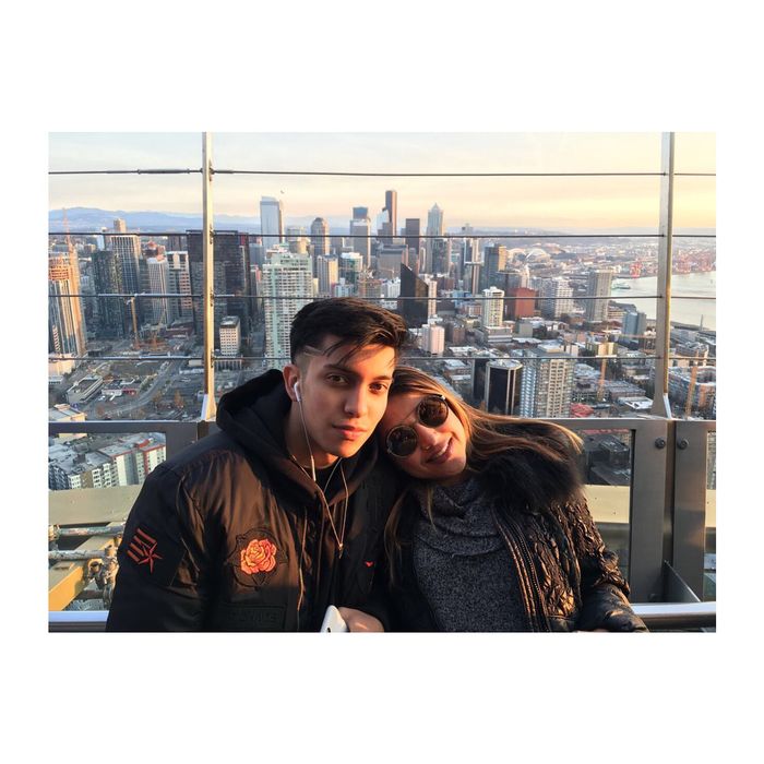 Sarah Azhari & <a href='https://bangka.tribunnews.com/tag/albany-ray' title='Albany&nbsp;Ray'>Albany&nbsp;Ray</a>