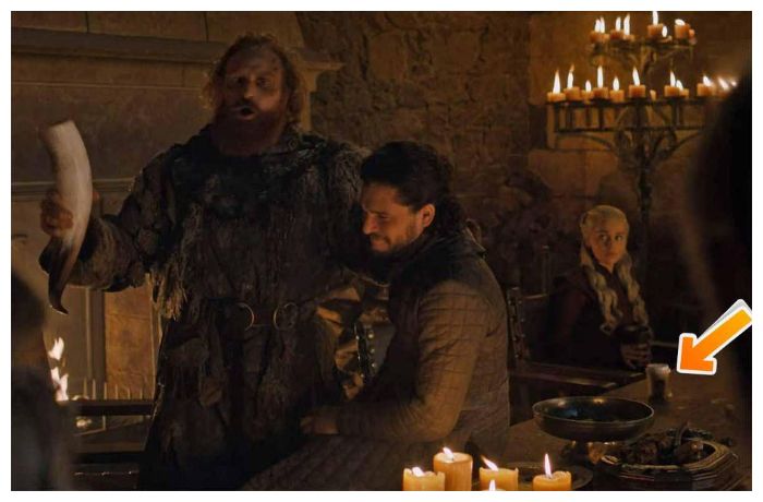 Gelas minuman Kopi di Game of Thrones