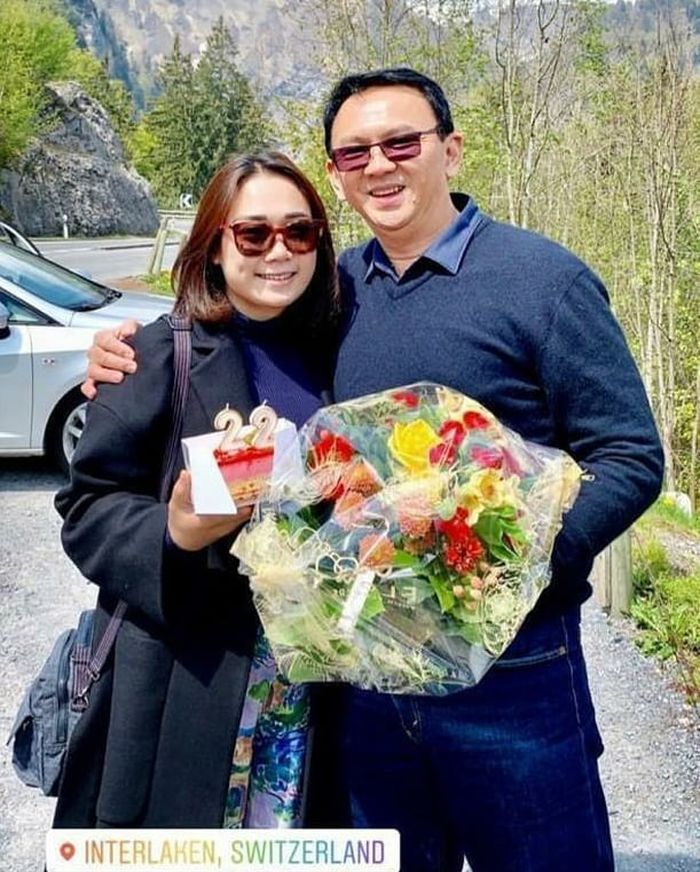 Puput Nastiti Devi Rayakan Ultah ke-22 di Swiss, BTP Terciduk Beri Hadiah Manis. (instagram.com/veronica_tan_fc)