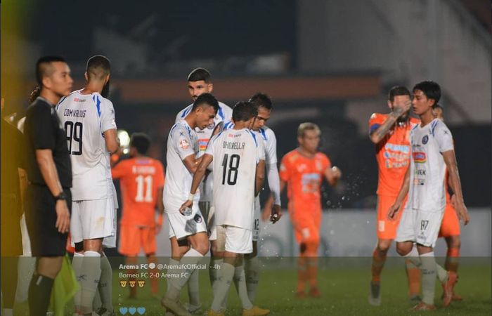Arema FC dikalahkan Borneo FC dalam partai pekan kedua Liga 1 2019 di Stadion Segiri, Samarinda, 22 Mei 2019.